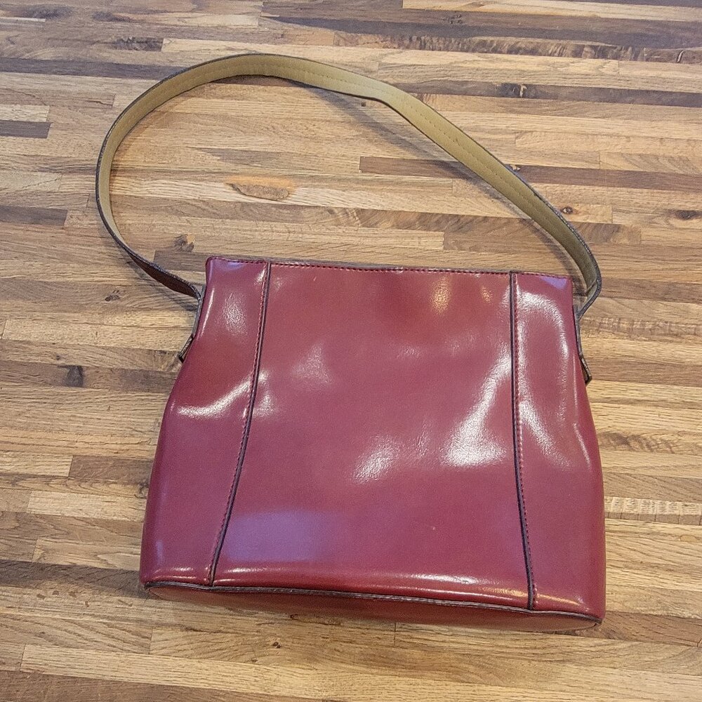 Vintage Mondani New York Wine Red Shoulder Bag